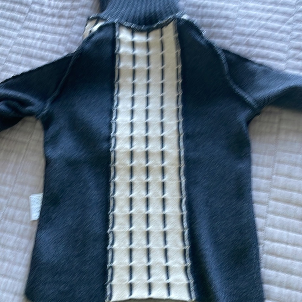 Chanel vintage authentic wool sweater - Picture 12 of 14